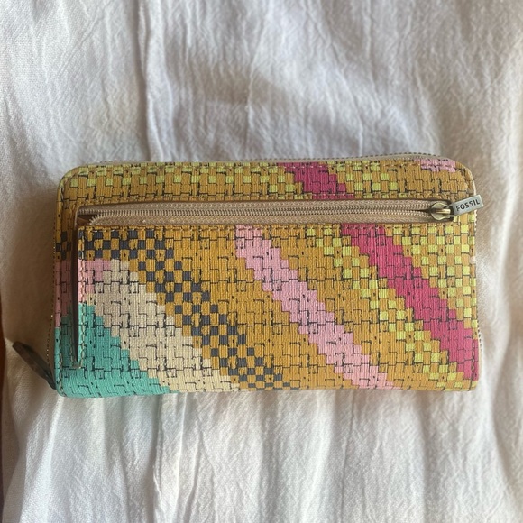 Fossil Wallet - Picture 2 of 4